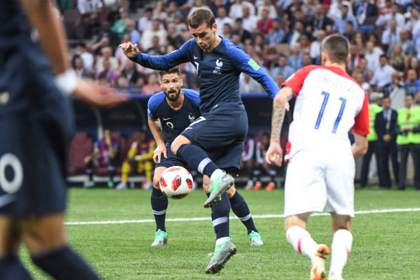 上都表现出 上都表现出