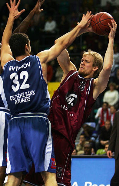 远比外界所 远比外界所