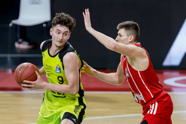 逐渐崭露头 逐渐崭露头